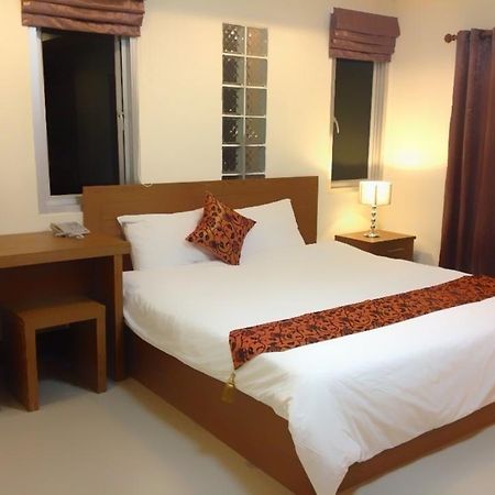 Sawitree Place Ubon Ubon Ratchathani Exterior photo